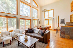 Mountain Cabin- Hot Tub, Fire Pit & Stunning Views